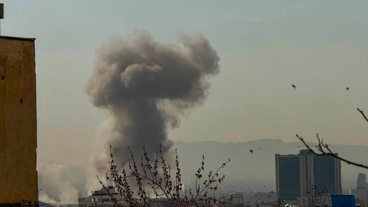 Frappes américaines et israéliennes, ripostes des Iraniens... Retour sur une journée d'escalade