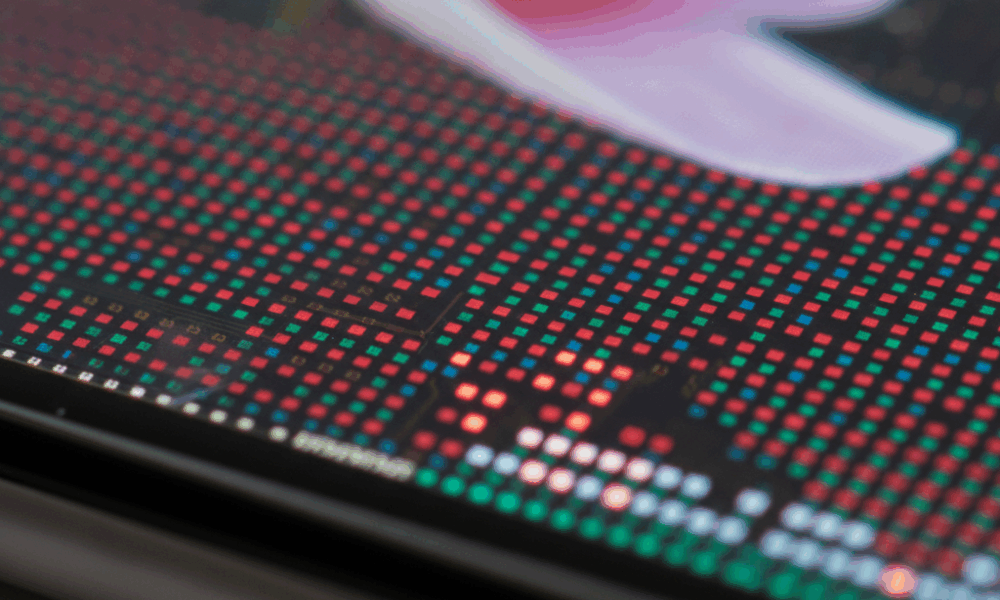 découvrez les pixels, éléments essentiels de l'image numérique, et comprenez leur rôle fondamental dans la création et l'affichage des images.